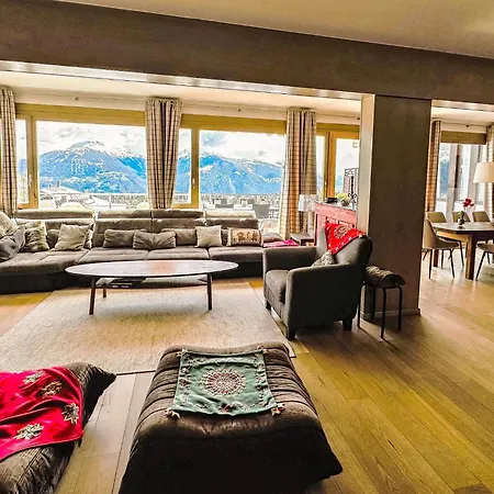 Apartment Jeanne D'arc Loft Combi By Interhome