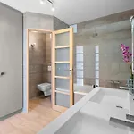 公寓 Jeanne D'arc Loft Combi By Interhome